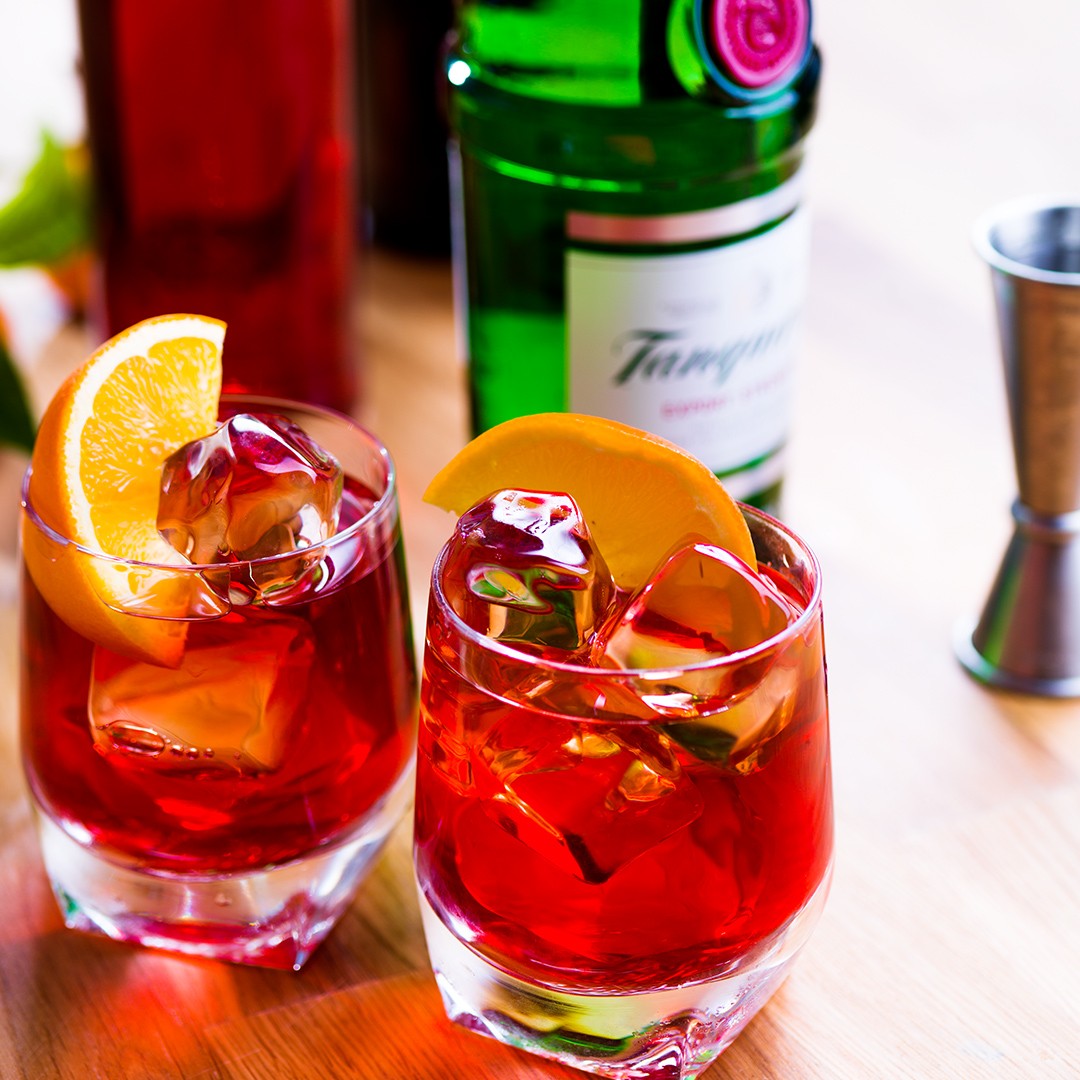 tanqueray-london-dry-gin-negroni.jpg