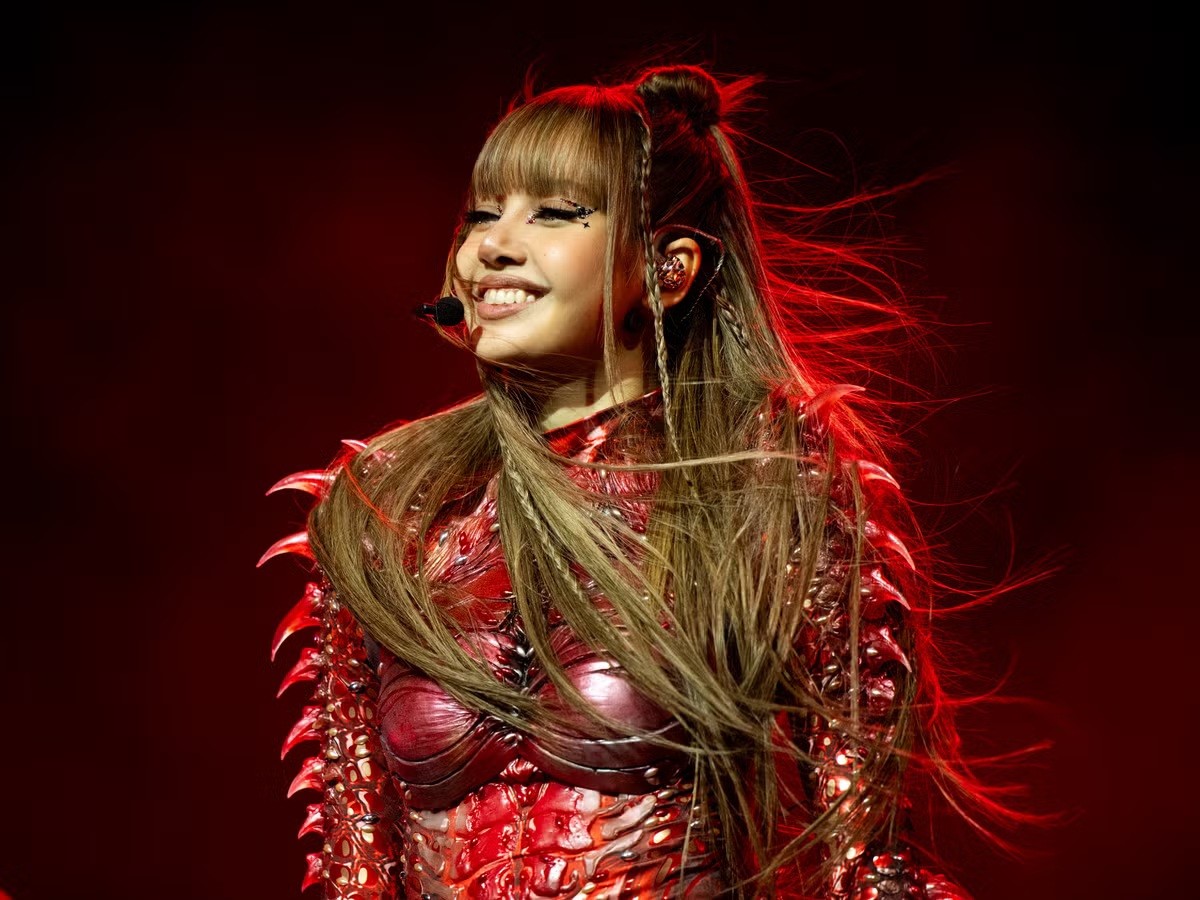 singer-lisa-real-name-lalisa-manoban-of-blackpink-performs-news-photo-1745083535.jpg