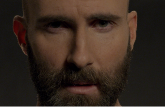 To νέο video των Maroon 5 για το "Memories" κρύβει ένα συγκινητικό μήνυμα 