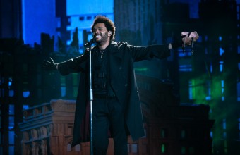 The Weeknd: Ξεκίνησε την περιοδεία του «After Hours Til Dawn 2025» με ένα εντυπωσιακό υπερθέαμα με 60.000 θεατές