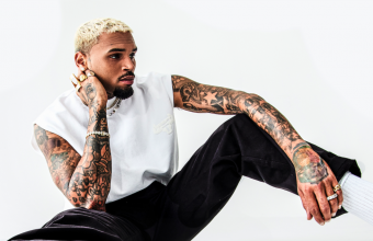 Chris Brown και Usher ακυρώνουν τέσσερις συναυλίες εν μέσω της δικαστικής υπόθεσης του τραγουδιστή