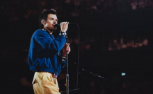 Harry Styles: Οι θαυμαστές του κερδίζουν εισιτήρια για τις συναυλίες του προσφέροντας εθελοντική εργασία