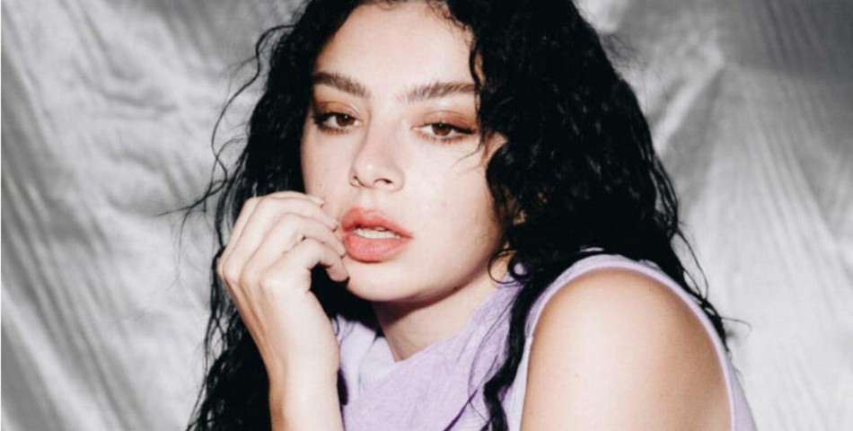 Τα BRIT Awards 2025 είναι «Brat» με την Charli XCX να προηγείται στις υποψηφιότητες