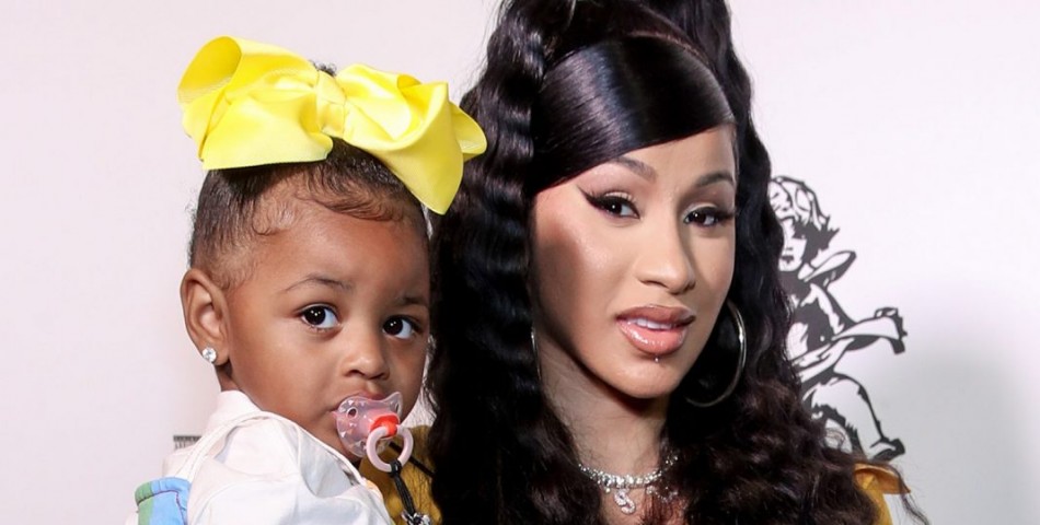 Η Cardi B δέχτηκε κριτική επειδή αγόρασε στην τριών ετών κόρη της διαμαντένιο κολιέ 150.000 δολαρίων!