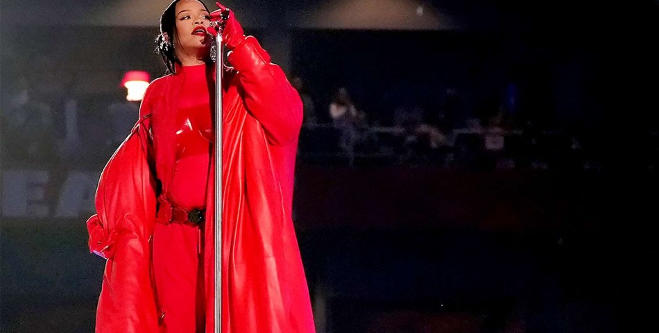 Rihanna: Η εμφάνισή της στο Super Bowl κατέγραψε τη δεύτερη μεγαλύτερη τηλεθέαση όλων των εποχών