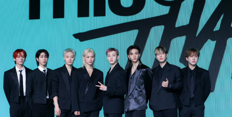 Stray Kids: Το «THIS & THAT» σηματοδοτεί το επόμενο κεφάλαιο της εντυπωσιακής πορείας τους