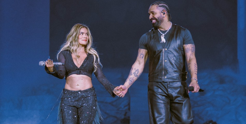 Drake και Karol G: Η αναπάντεχη συνάντηση στη σκηνή που ενθουσίασε το κοινό