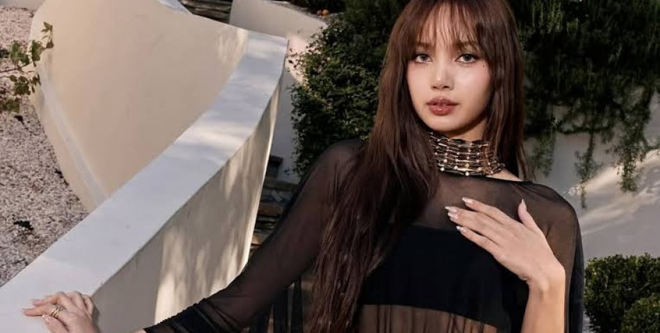 Lisa: Πώς μια επίσκεψη σε μέντιουμ οδήγησε στην αλλαγή του ονόματός της και, όπως πιστεύει η ίδια, άλλαξε τη ζωή της